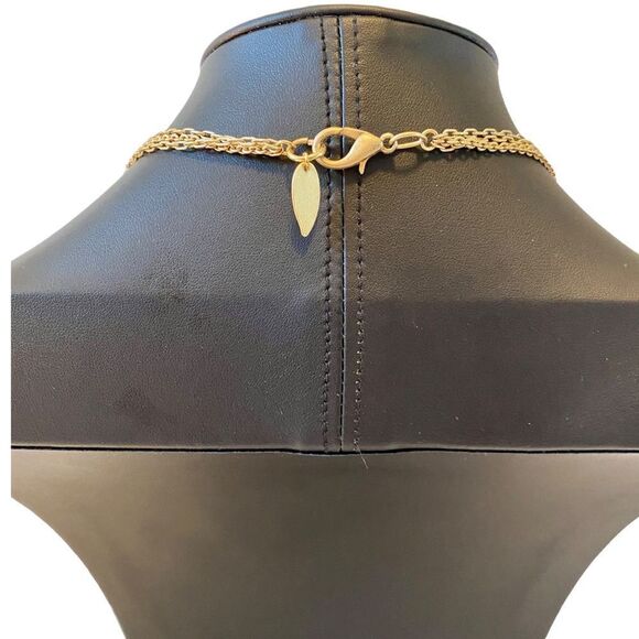 Coldwater Creek Gold Tone Triple Chain Statement Necklace. - Picture 5 of 6